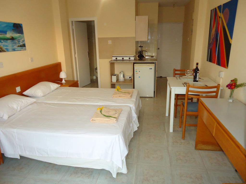 Marisa Hotel Apartments Agia Napa Quarto foto